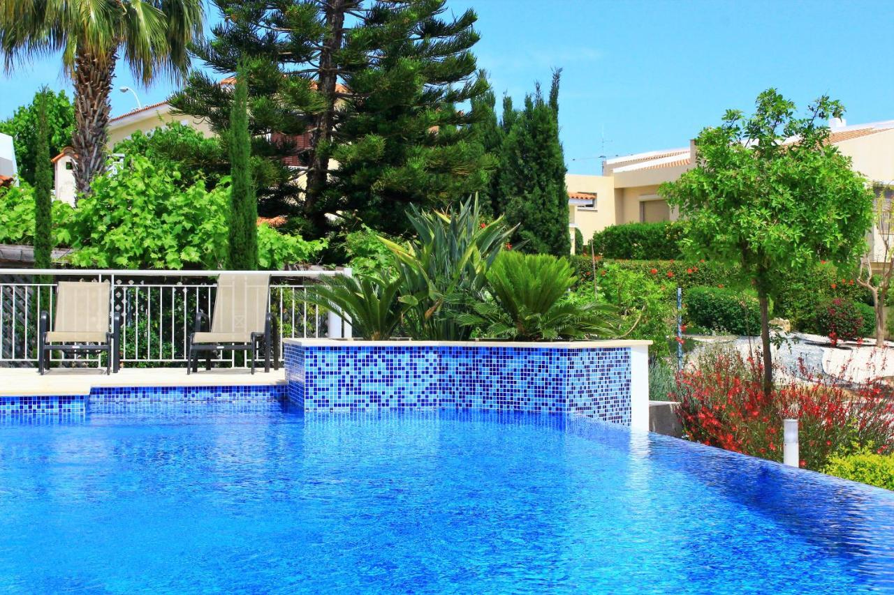 Coral Blue Bay Ferienhaus *
